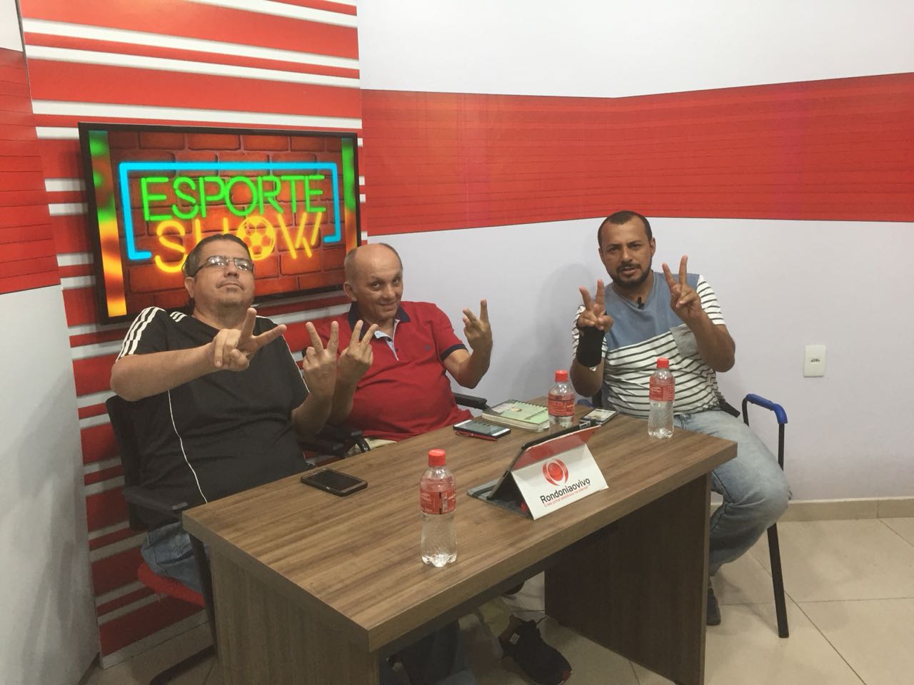 ESPORTE SHOW: Principais notícias do esporte com Santiago Roa e Luis Carlos Pereira