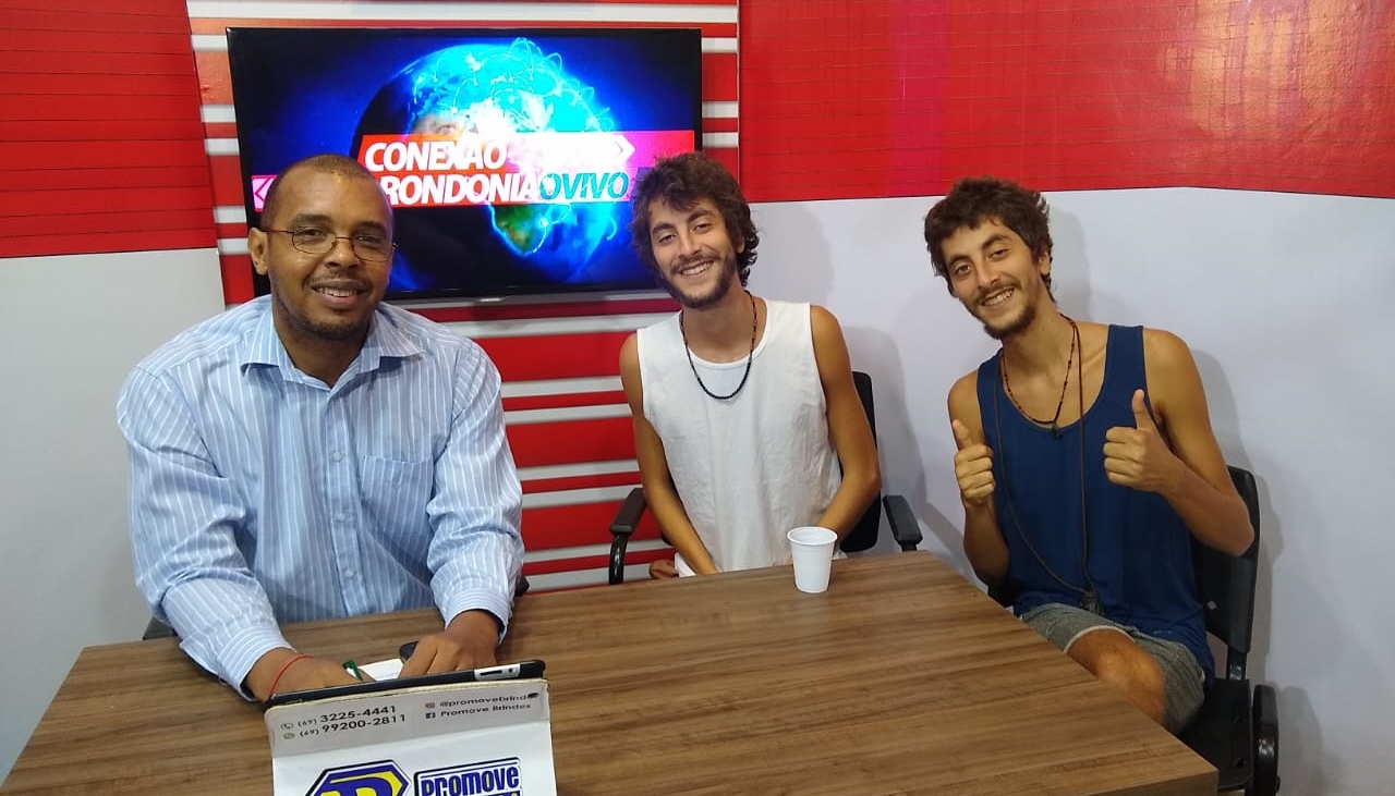 CONEXÃO RONDONIAOVIVO: Irmãos Davi e Andre Forechi falam como é viver em uma Kombi