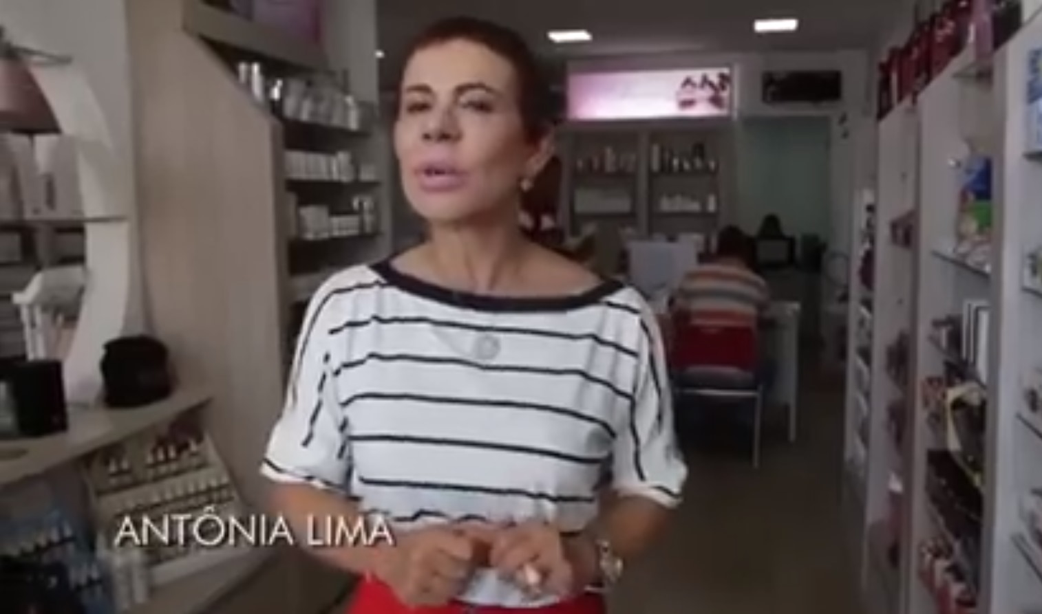 #FICAADICA: Antonia Lima confere a super dica da Rebeca Marques, farmacêutica da Farmácia Rosa