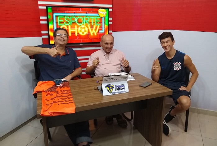 ESPORTE SHOW: Programa de hoje tem participação do nadador Luiz Felipe